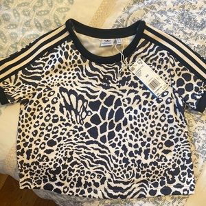 New with tags women adidas cropped t shirt size xs